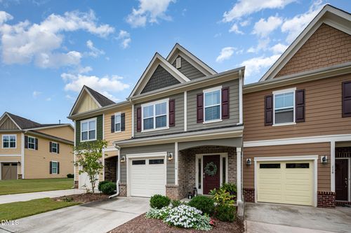 114 Pleasant Glen Ln, Apex, NC, 27539-5334 | Card Image