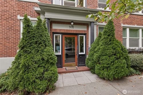 apt-311-905 Ne 43rd St, Seattle, WA, 98105-6019 | Card Image