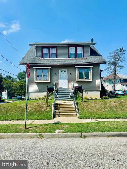 231 Cypress Ave, Woodlynne, NJ, 08107-2111 | Card Image