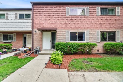 425-425 Commanche Trl, Wheeling, IL, 60090-5118 | Card Image