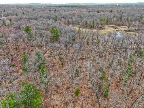 E9976 Trout Rd, WISCONSIN DELLS, WI, 53965-9772 | Card Image