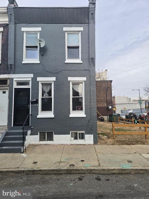 2203 N Colorado St, PHILADELPHIA, PA, 19132-4330 | Card Image
