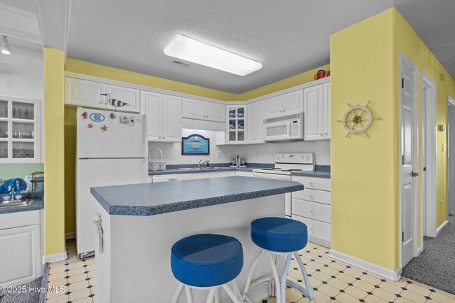 A1 - 2901 Pointe West Dr, Condo with 2 bedrooms, 2 bathrooms and null parking in Emerald Isle NC | Image 12