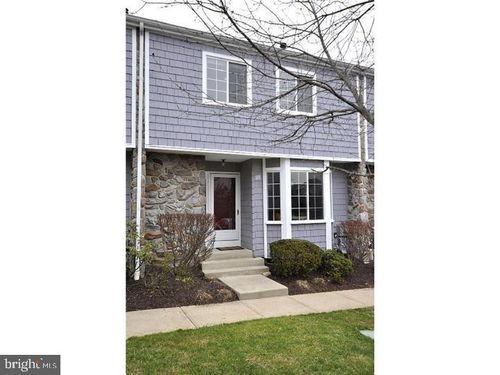 45 Constitution Ct, CHESTERBROOK, PA, 19087-5826 | Card Image