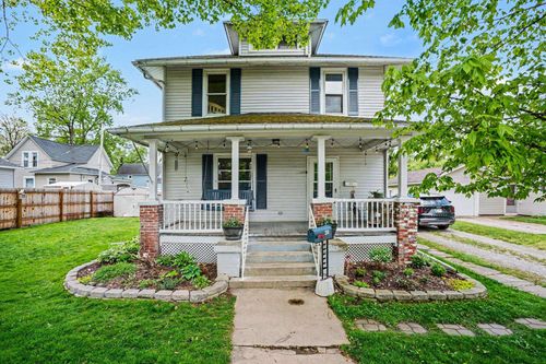 208 N Nappanee St, Nappanee, IN, 46550-1624 | Card Image
