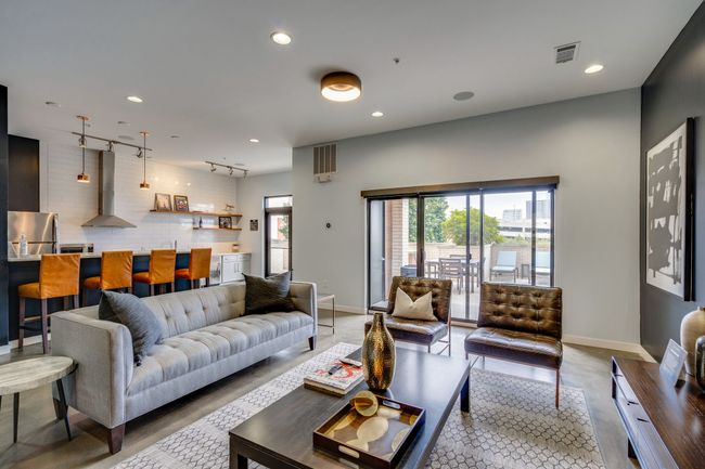 APT-402 - 1002 Division St, Condo with 2 bedrooms, 2 bathrooms and 2 parking in Nashville TN | Image 31