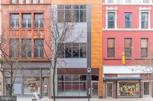 718 Chestnut St, Philadelphia, PA, 19106-3201 | Card Image