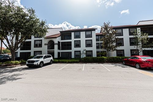 apt-416-7935 Preserve Cir, NAPLES, FL, 34119-6717 | Card Image