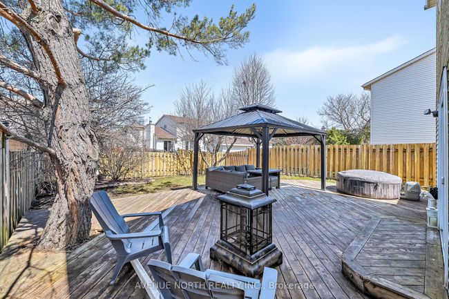 250 Du Grand Bois Ave, House other with 4 bedrooms, 2 bathrooms and 2 parking in Orléans ON | Image 36