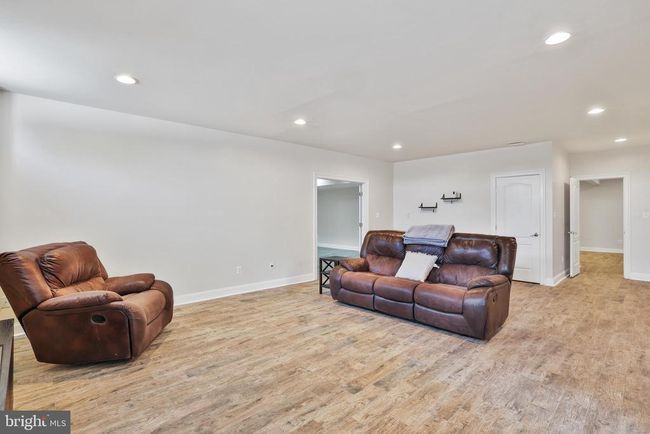 16328 Limestone Ct, House other with 5 bedrooms, 5 bathrooms and null parking in LEESBURG VA | Image 40