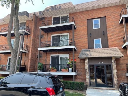 apt-5-1444 Carriage Ln, Westmont, IL, 60559-3137 | Card Image