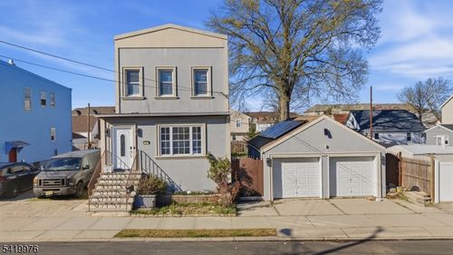 4 Jeanette St, Carteret, NJ, 07008-3110 | Card Image