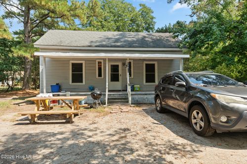 10581 Turnpike Road, Laurinburg, NC, 28352 | Card Image