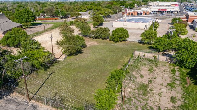 720 N New Rd, Home with 0 bedrooms, 0 bathrooms and null parking in Waco TX | Image 22