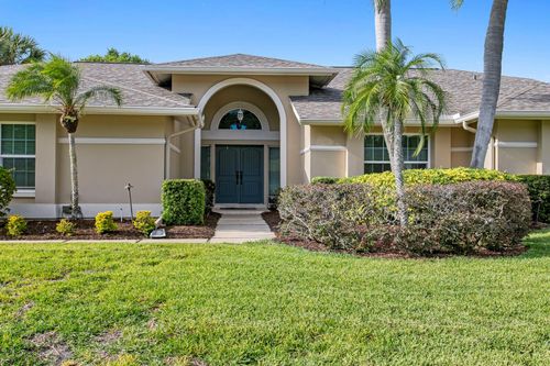 6211 Iroquois Ct, ODESSA, FL, 33556-3325 | Card Image