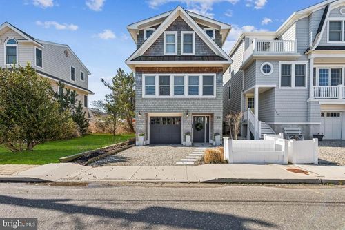 108 E 27th St, Ship Bottom, NJ, 08008-4211 | Card Image