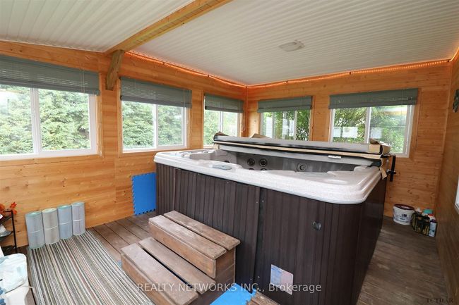 662 Edward Ave, House other with 2 bedrooms, 1 bathrooms and 2 parking in Holtyre ON | Image 29