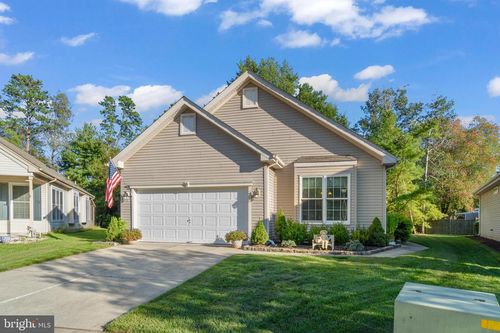 9 Dutchess Ct, Southampton, NJ, 08088-1079 | Card Image