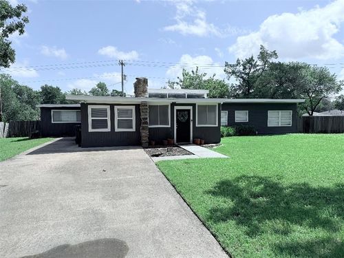 1111 Langford St, College Station, TX, 77840-4415 | Card Image