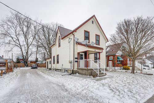 12 Weldon Ave, Saint Thomas, ON, N5P1J6 | Card Image