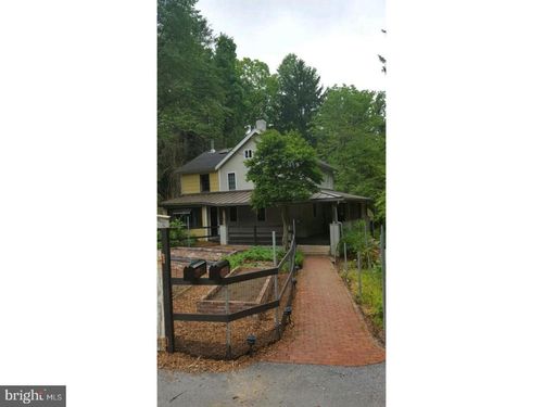 1574 Stouff Rd, DOWNINGTOWN, PA, 19335-3557 | Card Image