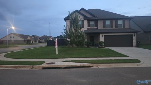 100 Huffman St, Hazel Green, AL, 35750-4608 | Card Image