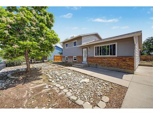 496 Elm Ave, Brighton, CO, 80601-2934 | Card Image
