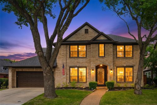 208 Adonis Cir, McKinney, TX, 75072-5883 | Card Image