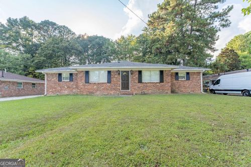 2844 Whispering Hills Dr, Chamblee, GA, 30341-5106 | Card Image