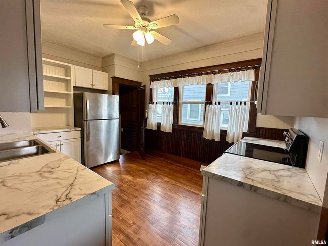 811 7 Th Ave S, House other with 3 bedrooms, 2 bathrooms and null parking in Clinton IA | Image 16