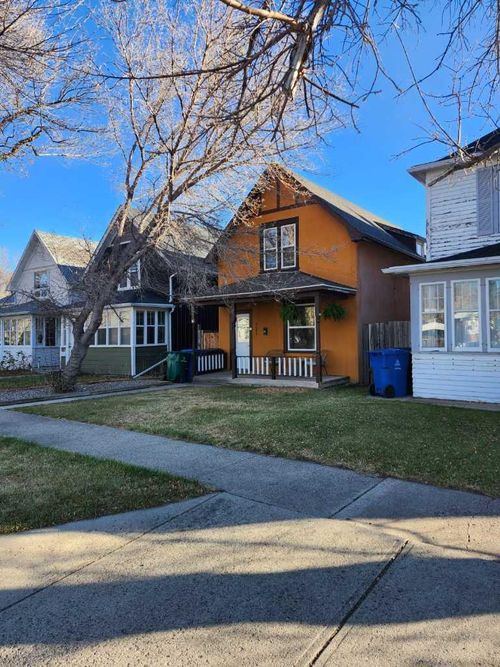 721 6 St S, Lethbridge, AB, T1J2E5 | Card Image