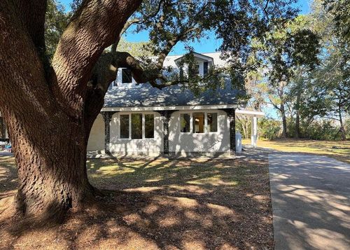 a-1520 Lorenzo St, Mount Pleasant, SC, 29464-5513 | Card Image