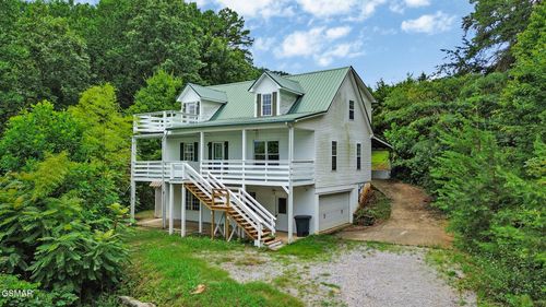 2425 Promise Ln, White Pine, TN, 37890-4323 | Card Image