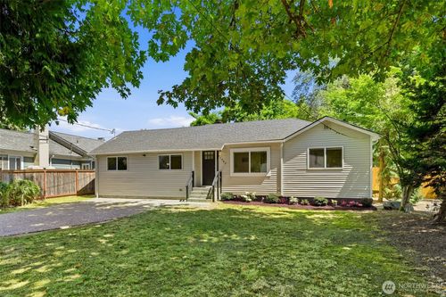 12042 14th Ave Ne, Seattle, WA, 98125-5020 | Card Image