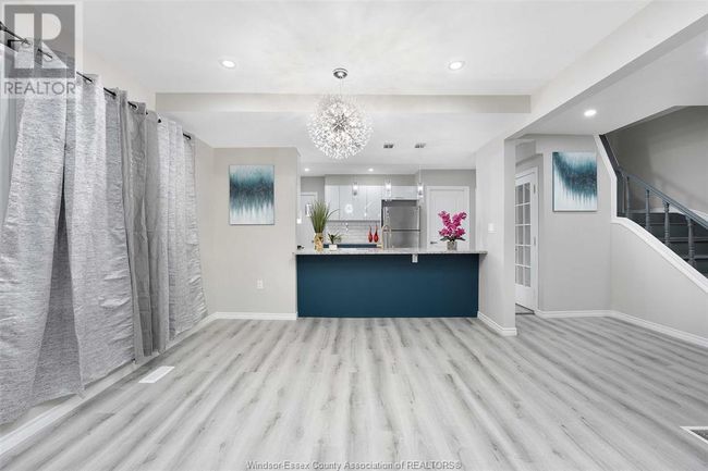 1061 Highland Ave, House other with 4 bedrooms, 3 bathrooms and null parking in Windsor ON | Image 11