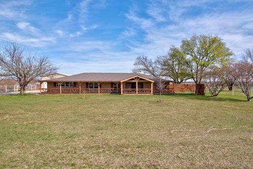 3884 E Lois Road, Sanger, TX, 76266 | Card Image
