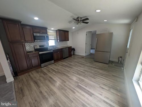 715 Gregwood Ct, BALTIMORE, MD, 21222-2853 | Card Image