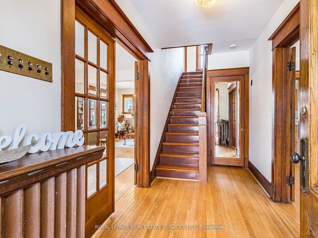 32 Wellington St E, House other with 4 bedrooms, 2 bathrooms and 3 parking in Brampton ON | Image 5
