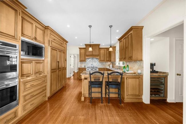 4635 High Point Rd, House other with 6 bedrooms, 4 bathrooms and null parking in Sandy Springs GA | Image 13