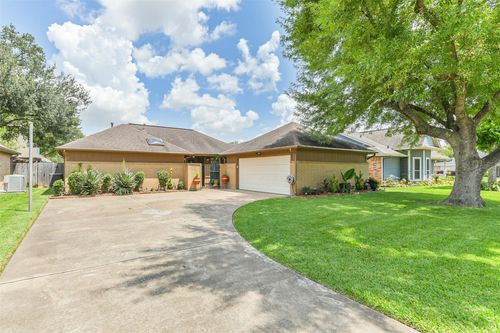 702 Tudor Ct, Deer Park, TX, 77536-8106 | Card Image
