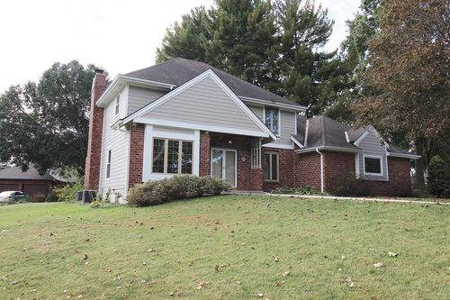 1212 Nw Fairway Cir, Blue Springs, MO, 64014-2243 | Card Image