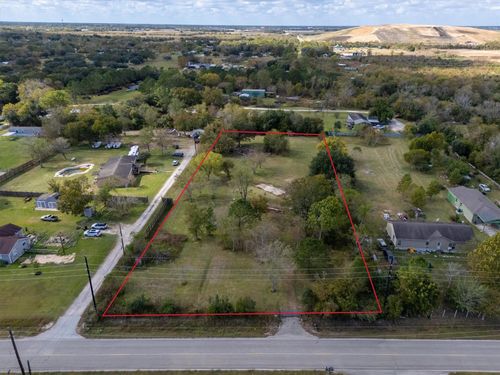 1543 Algoa Friendswood Rd, Alvin, TX, 77511-8477 | Card Image