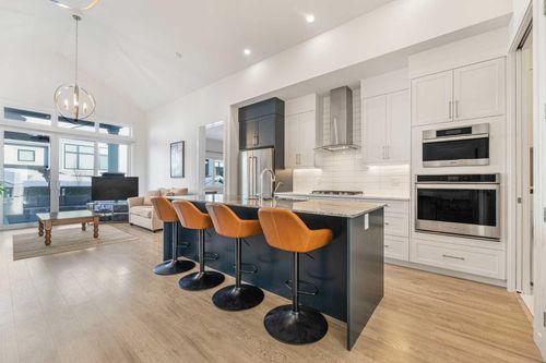 12572 Crestmont Blvd Sw, Calgary, AB, T3B6J5 | Card Image