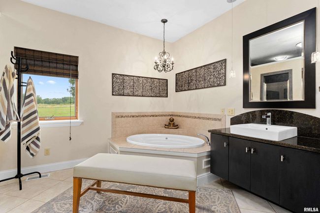 7412 W Pfeiffer Rd, House other with 5 bedrooms, 3 bathrooms and null parking in Mapleton IL | Image 25
