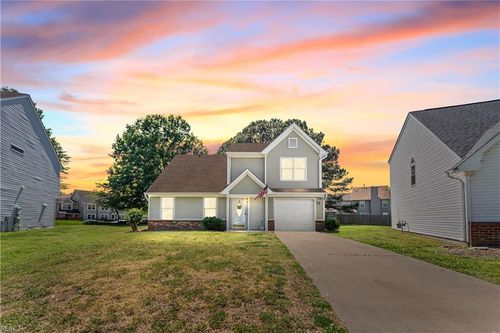 61 Centre Port Cir, Portsmouth, VA, 23703-5455 | Card Image