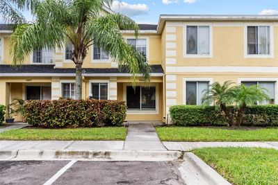 10807 Keys Gate Drive, Townhouse with 2 bedrooms, 2 bathrooms and null parking in Riverview FL | Image 1