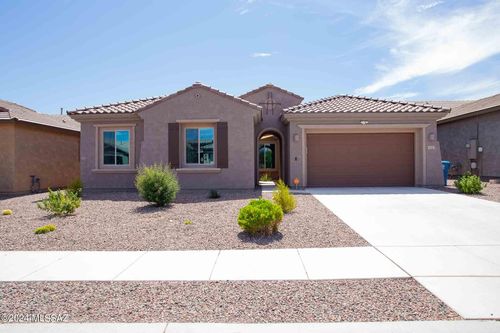 722 E Romsdalen, Oro Valley, AZ, 85755 | Card Image