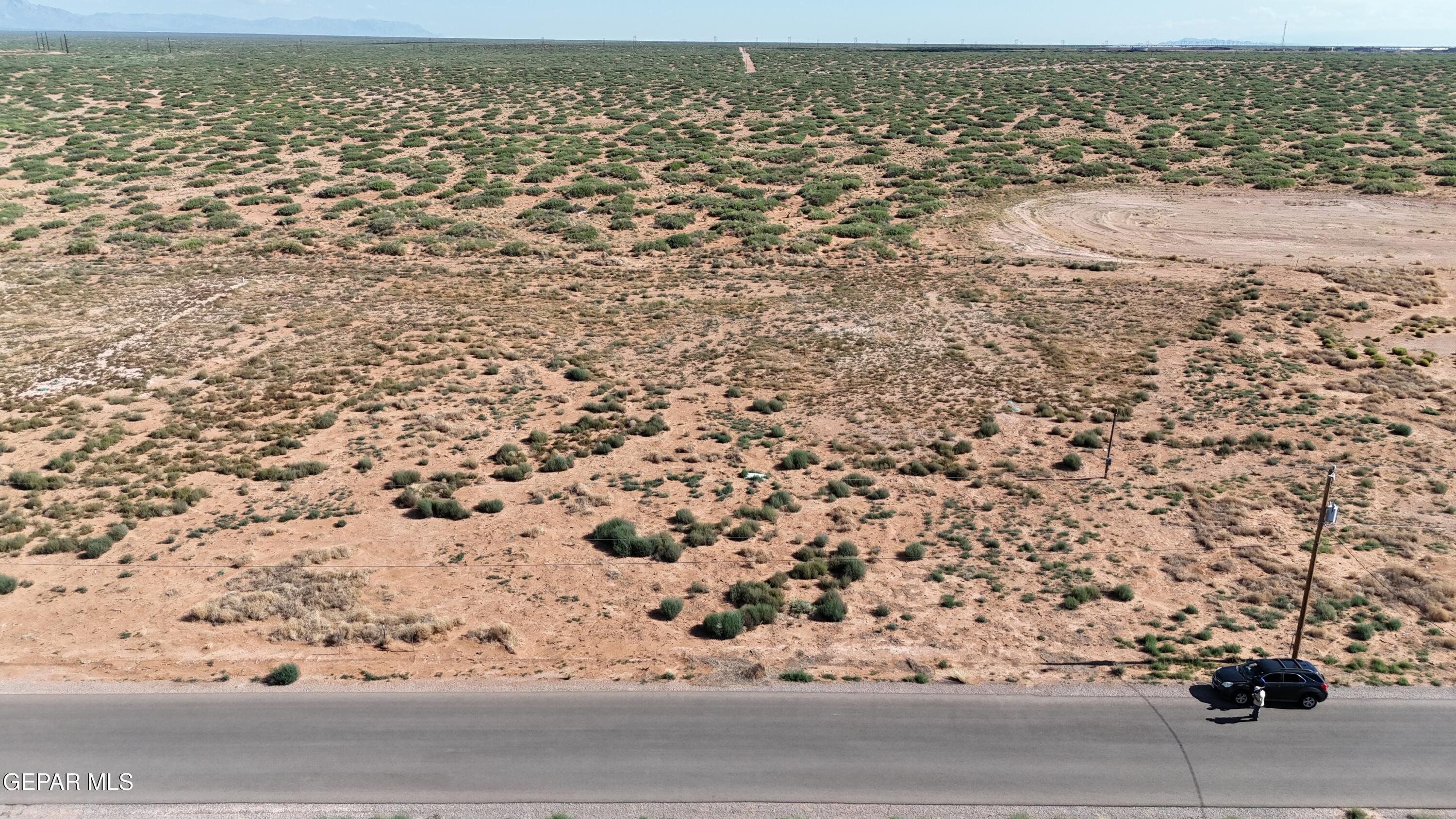 Land in Chaparral 4