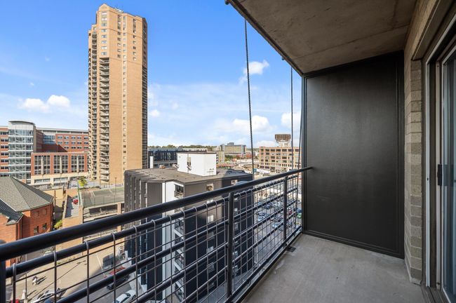 Balcony | Image 17
