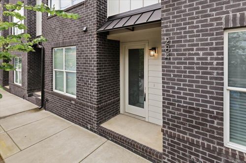 284 W 16th St, CHATTANOOGA, TN, 37408-1197 | Card Image